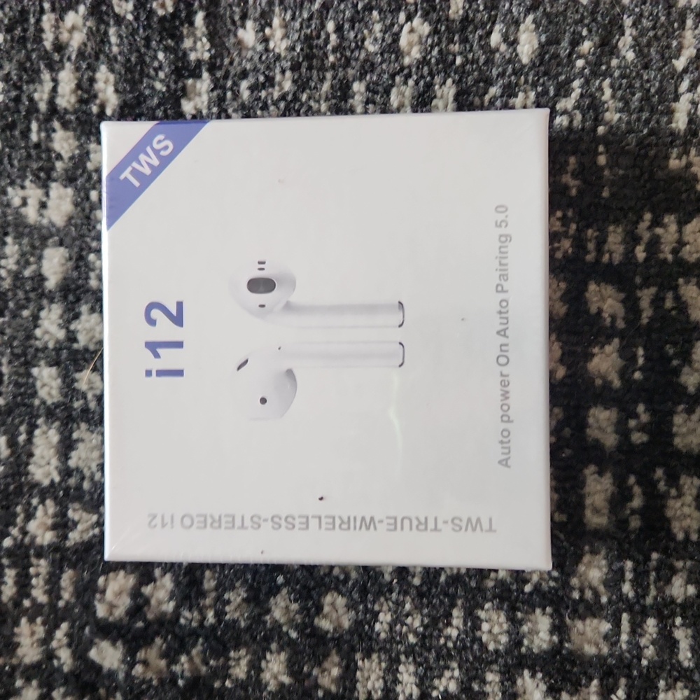 i12 TWS Wireless Bluetooth Headphones